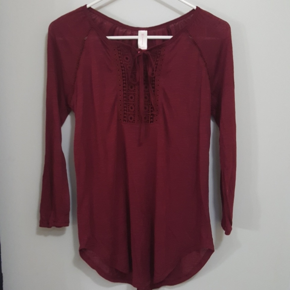 3/4 sleeve top.